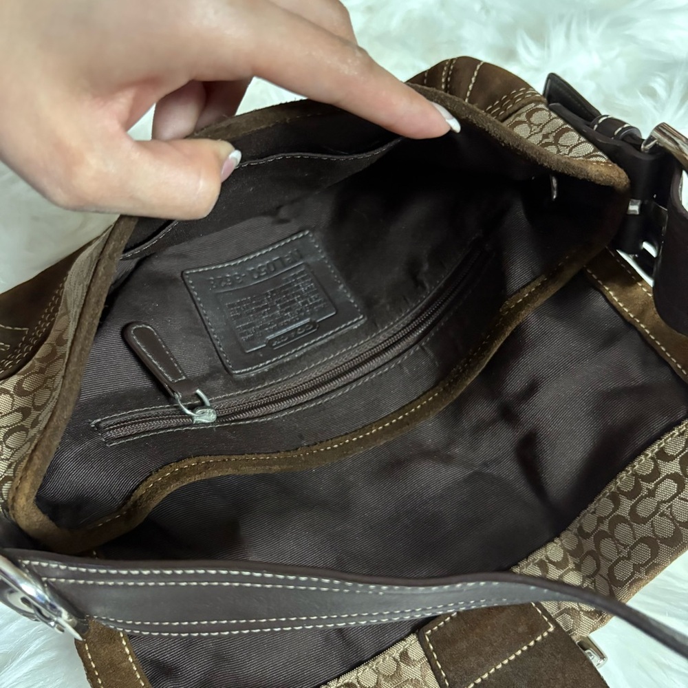 Y2K Vintage Brown Buckle Coach Shoulder Purse - Picture 8 of 10